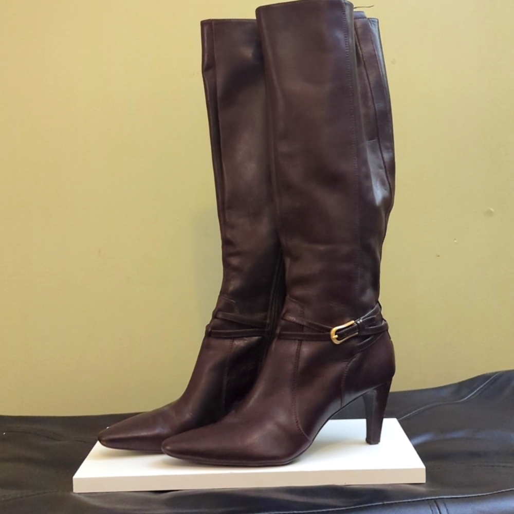 Circa Joan and David brown boots, size 8.5